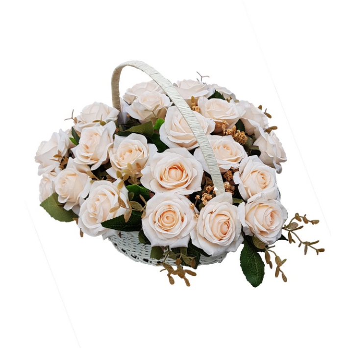 Корзина с искусственными цветами № 24
